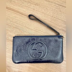 Gucci wristlet